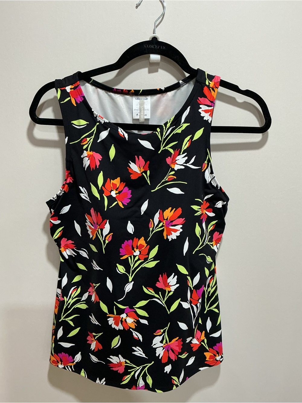 Lands' End high-neck tankini swim size 10DD